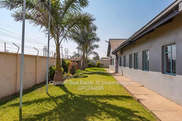 Industrial property forsale in Gleneagles  (Sole Mandate)