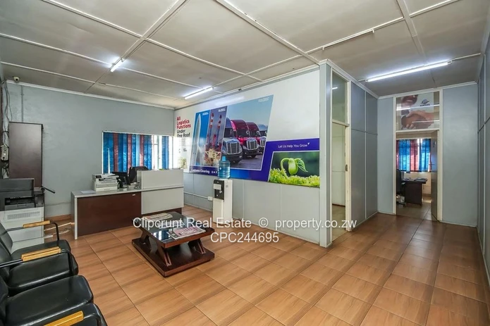 Industrial property forsale in Gleneagles  (Sole Mandate)