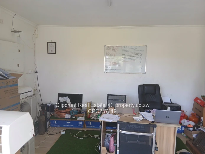 Milton Park Commercial House For Sale