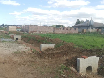 Stands & Residential Land