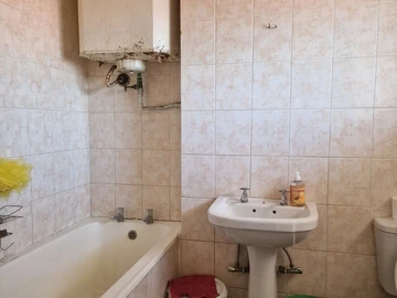 Flat & Apartment