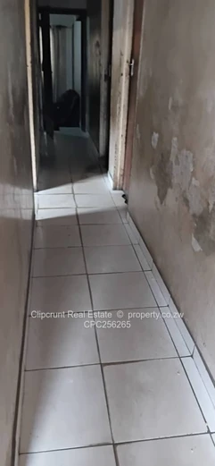 Glen Norah C House For Sale