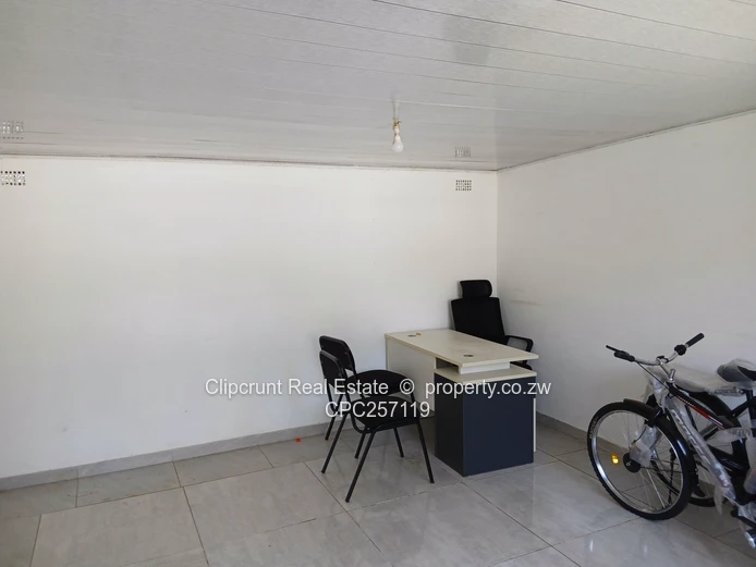 Milton Park Commercial House For Sale